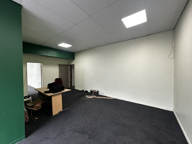 To Let Commercial Property for Rent in Paarden Eiland Western Cape